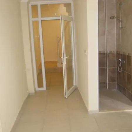 Vila Side Villa *