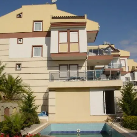 Villa Side Villa